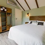 O Lar De Pereiras Hotel Meaño